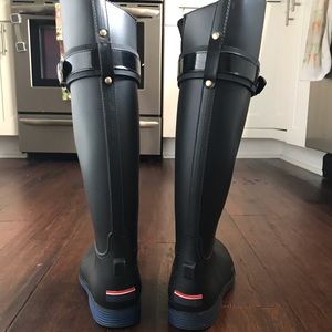 Tall black Tommy Hilfiger rain boots w/ buckle